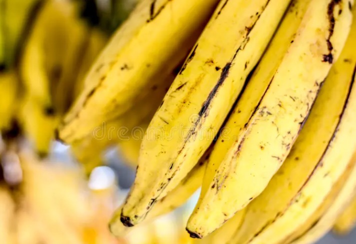 CAJA DE PLATANO AMARILLO 21KG