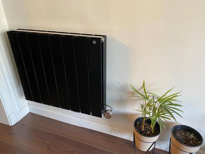 RADIADOR ELECTRICO MILANO 500 W NEGRO