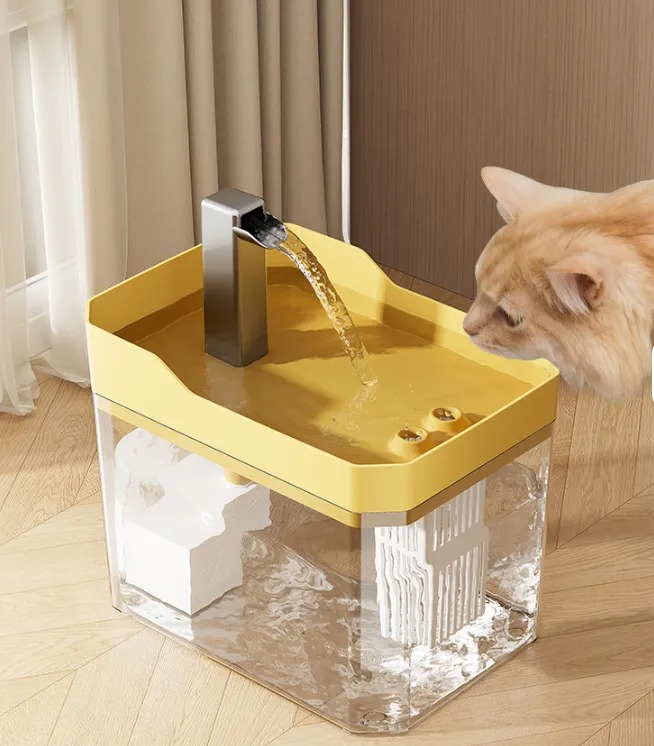 Fuente Bebedero Dispenser De Agua 1.5lt 16x11x12cm Mascotas