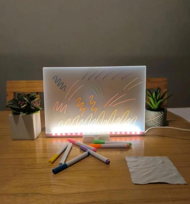 Pizarra Mágica Acrílica Led Usb Luminosa 30x20 Cm Blanco