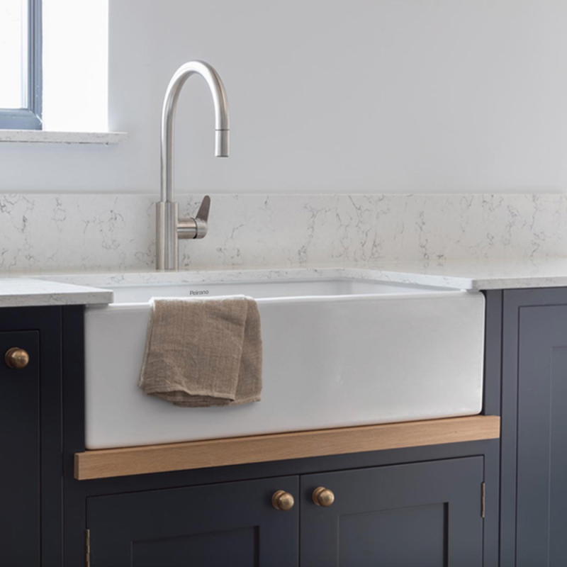 Bacha de Cocina Blanco de Apoyar Con Rejilla Y Desagote Peirano BCH16