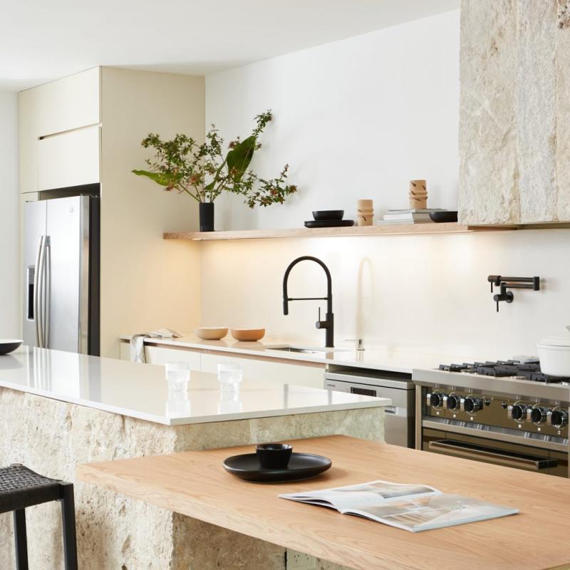 Grifería de Cocina Monocomando Peirano Hoop Black Negro 20-202N