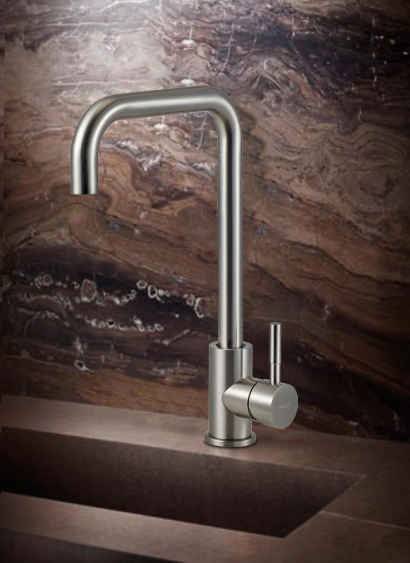 Grifería Monocomando De Cocina Acero Pulido Plateado Peirano Swift 20-147