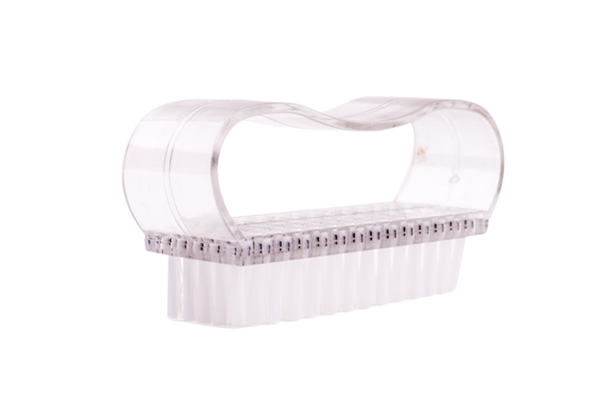 Cepillo para Uñas translucido CS0952