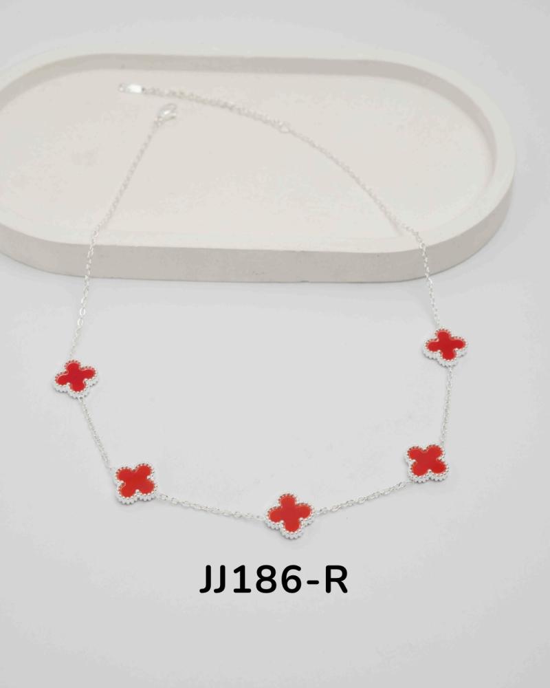 Cadena con dijes en acero blanco JJ186