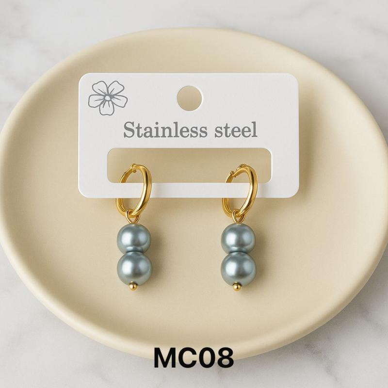 Aro con perla colgante en acero dorado MC08