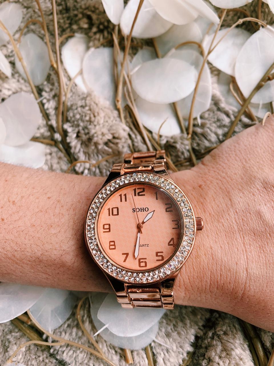 Reloj Análogo Dama CH002 Metal