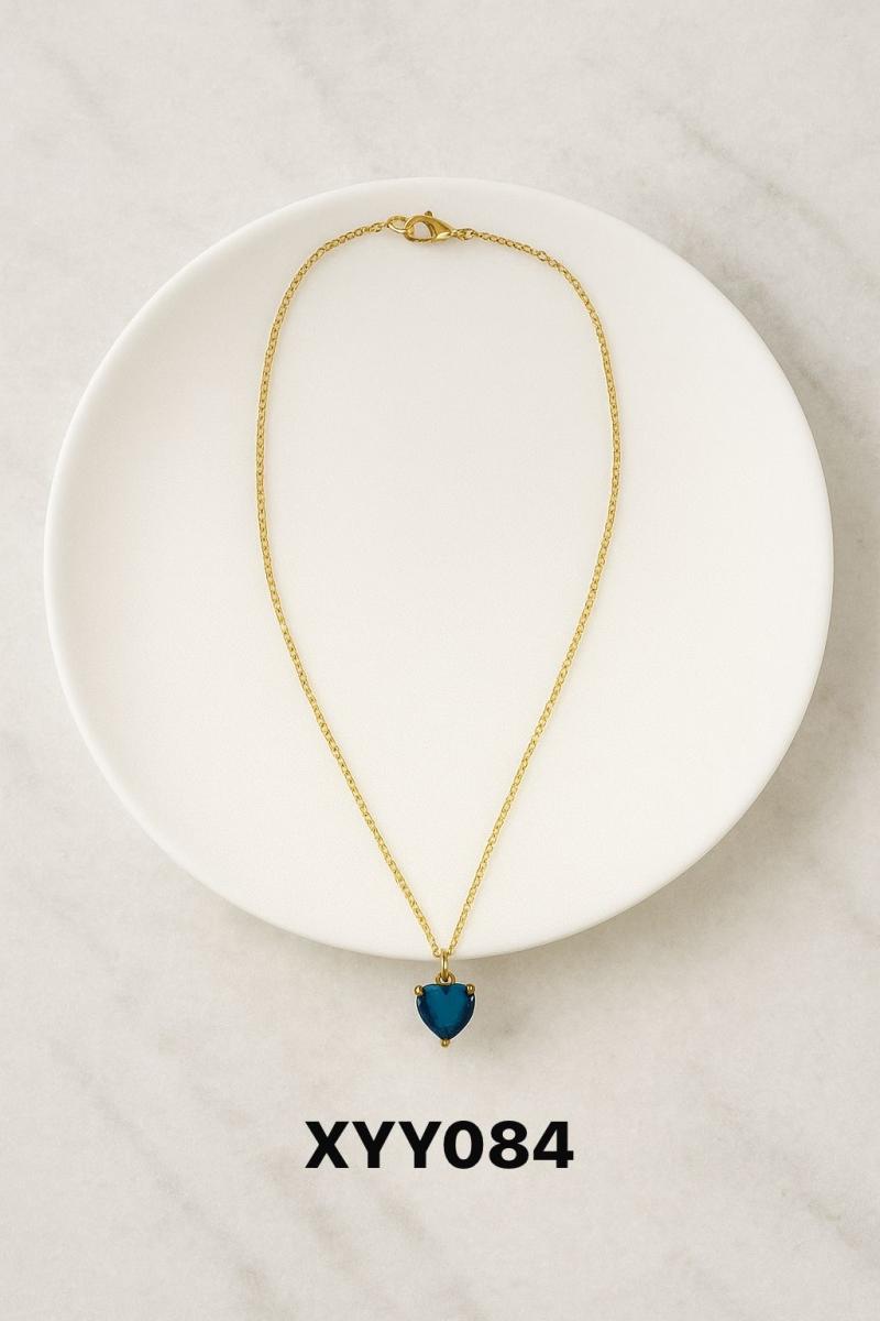 Cadena con dije en acero dorado XYY084