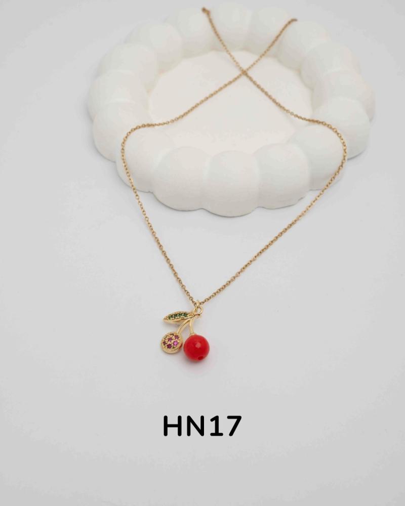 Cadena con dije en acero dorado HN17