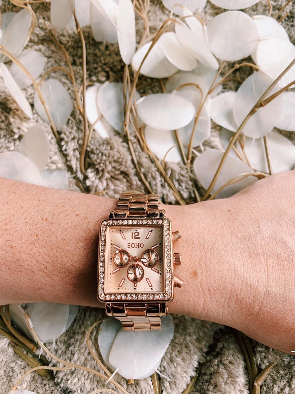 Reloj Análogo Dama CH322 Metal