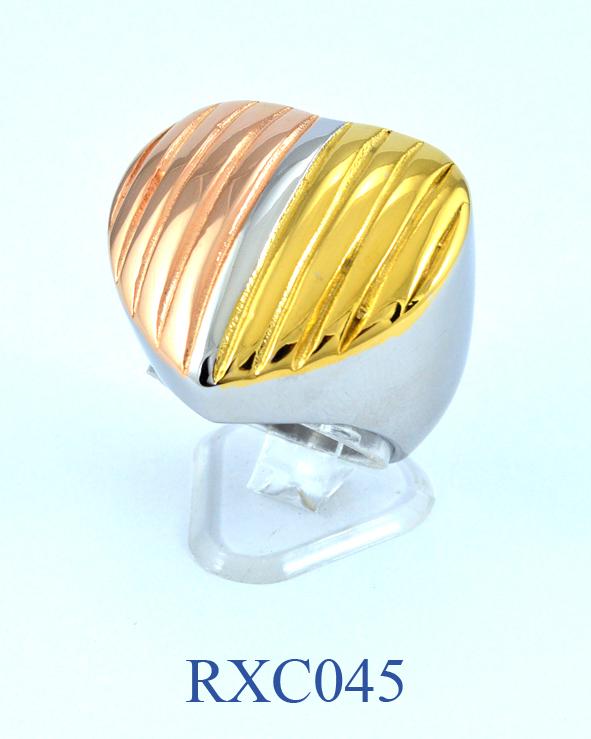 Anillo corazón Acero Dorado y Rose RXC045