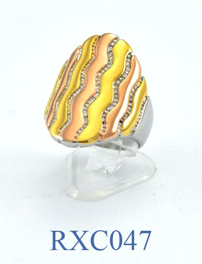 Anillo Acero Dorado y Rose RXC047