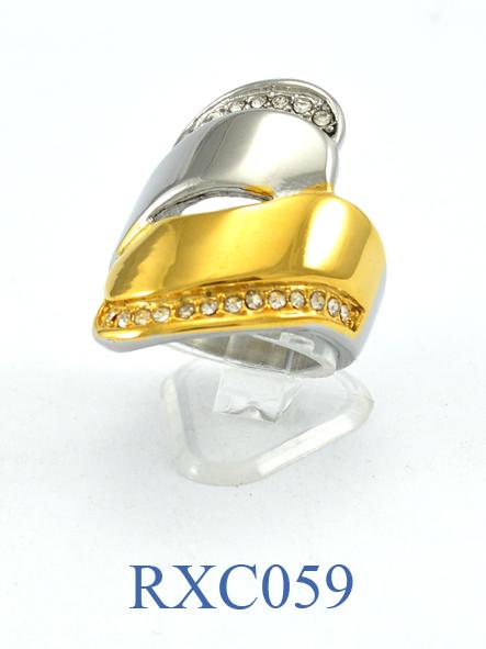 Anillo Acero Dorado RXC059