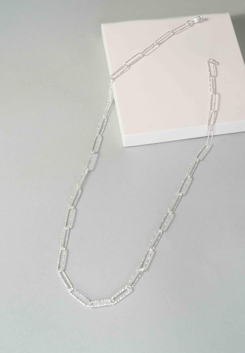 Cadena en acero blanco YM31