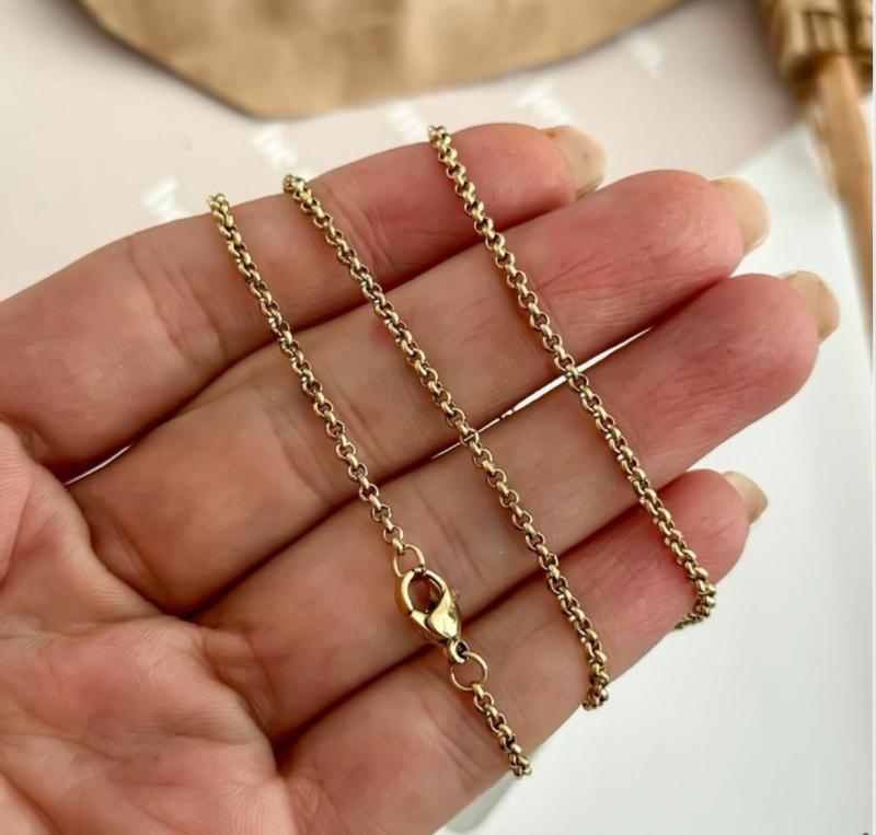 Cadena en acero dorado QL010G