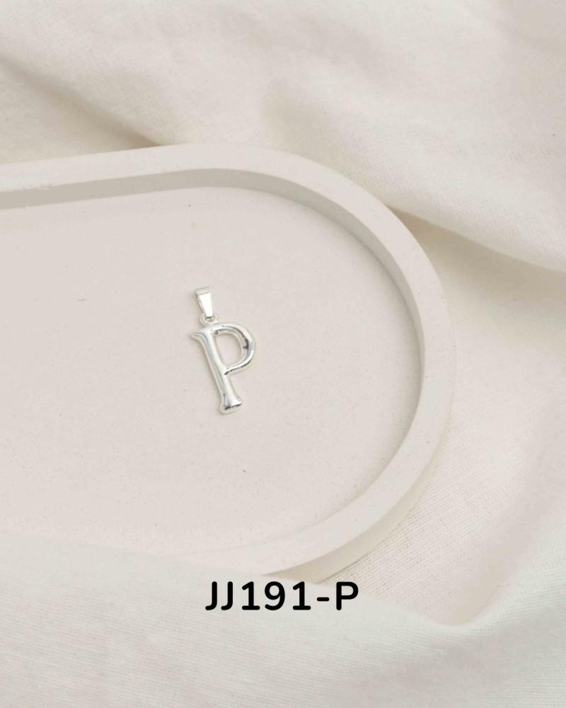 Dije inicial en acero blanco JJ191