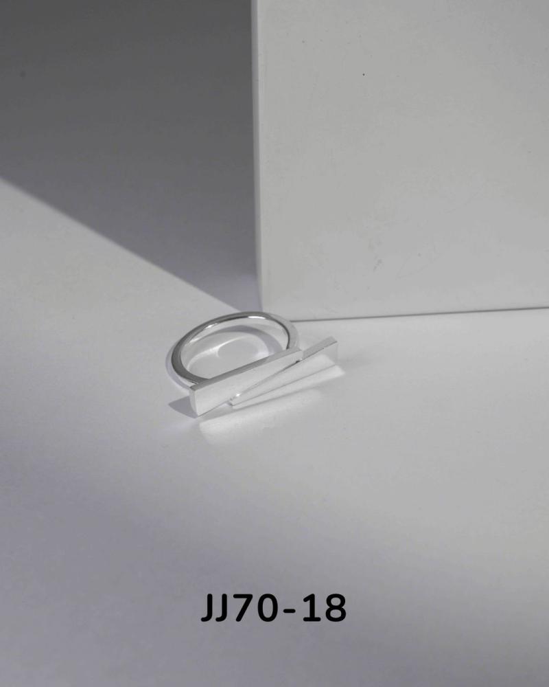 Anillo JJ70