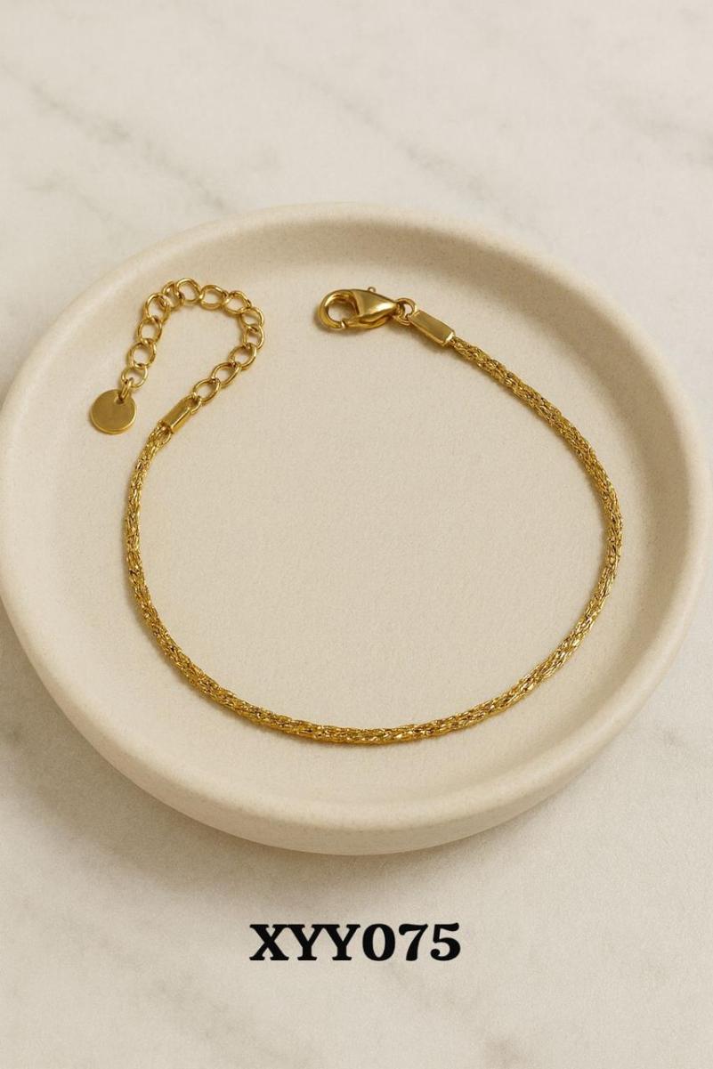 Pulsera en acero dorado XYY075