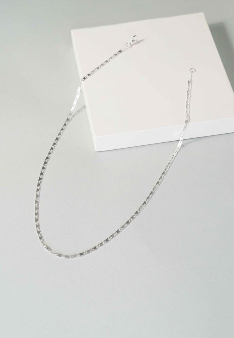 Cadena en acero blanco YM28