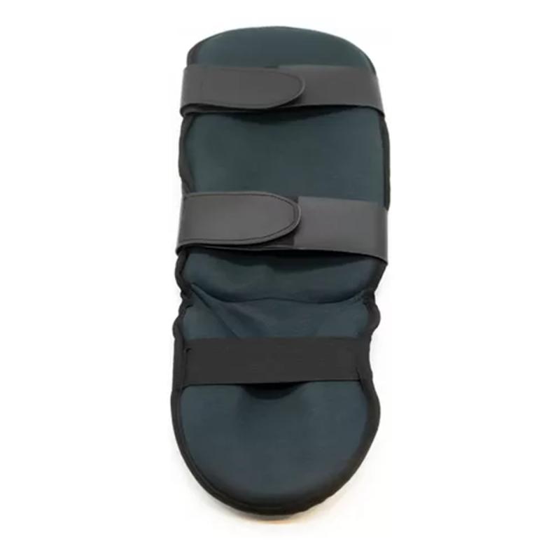 PROTECTOR TIBIAL CON EMPEINE TAURO