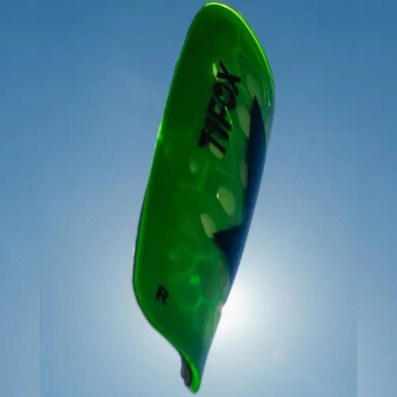 CANILLERA FUTBOL TIFOX ULTRA PRO