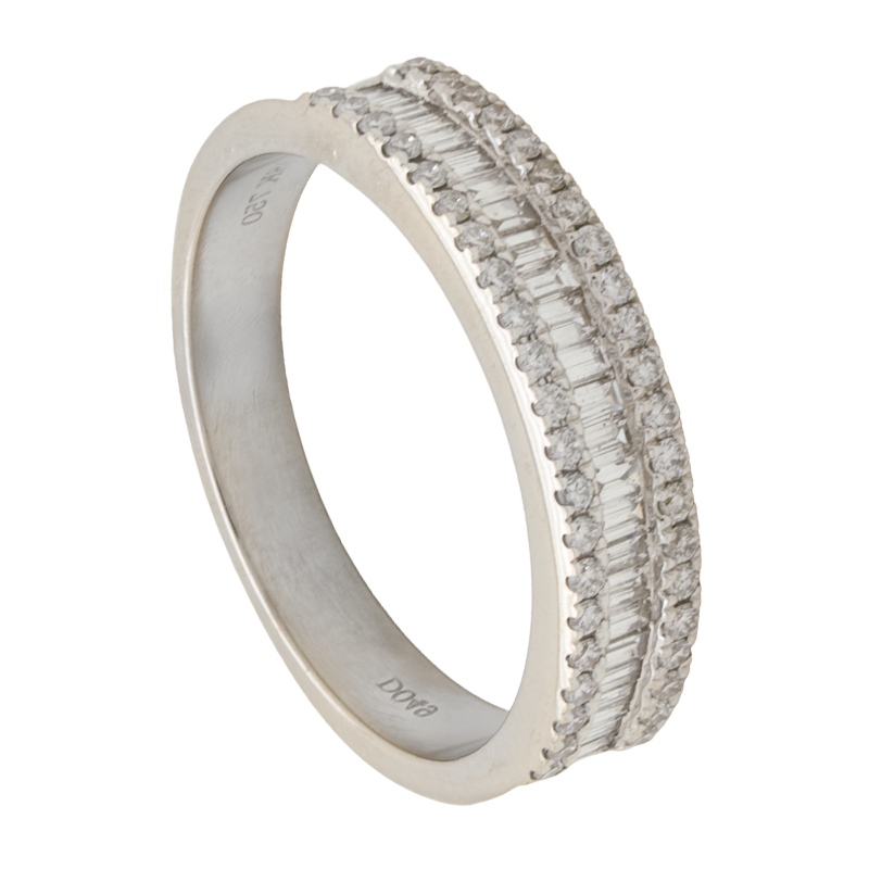 Anillo de Oro 18 Kilates - Medio Sin Fin con Brillantes