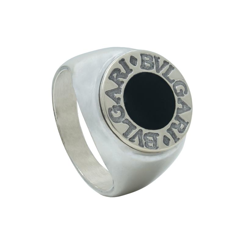Anillo Oro 18 Kilates- De Oro Blanco Con Onix Central