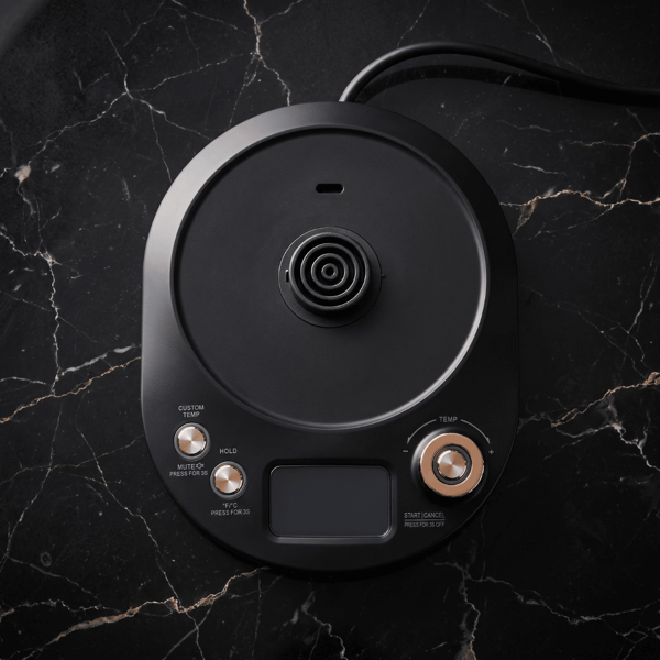 Pava Eléctrica Digital Aumax Nera Acero Black & Gold 1 Litro