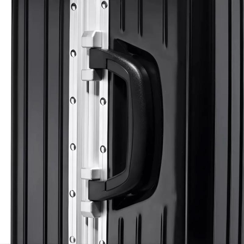 Valija Aumax Magna Black Silver Mediana 24 Marco De Aluminio