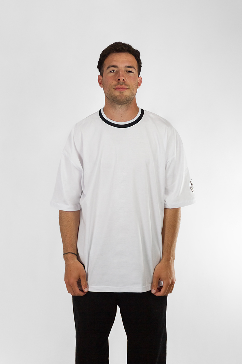 Remera Ocn Hombre K-Neck Blanco Oversize 7021A