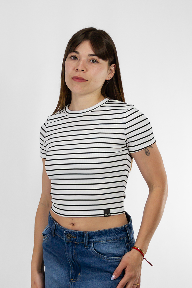 Remera Ocn Mujer Wednesday Blanco/Negro 702
