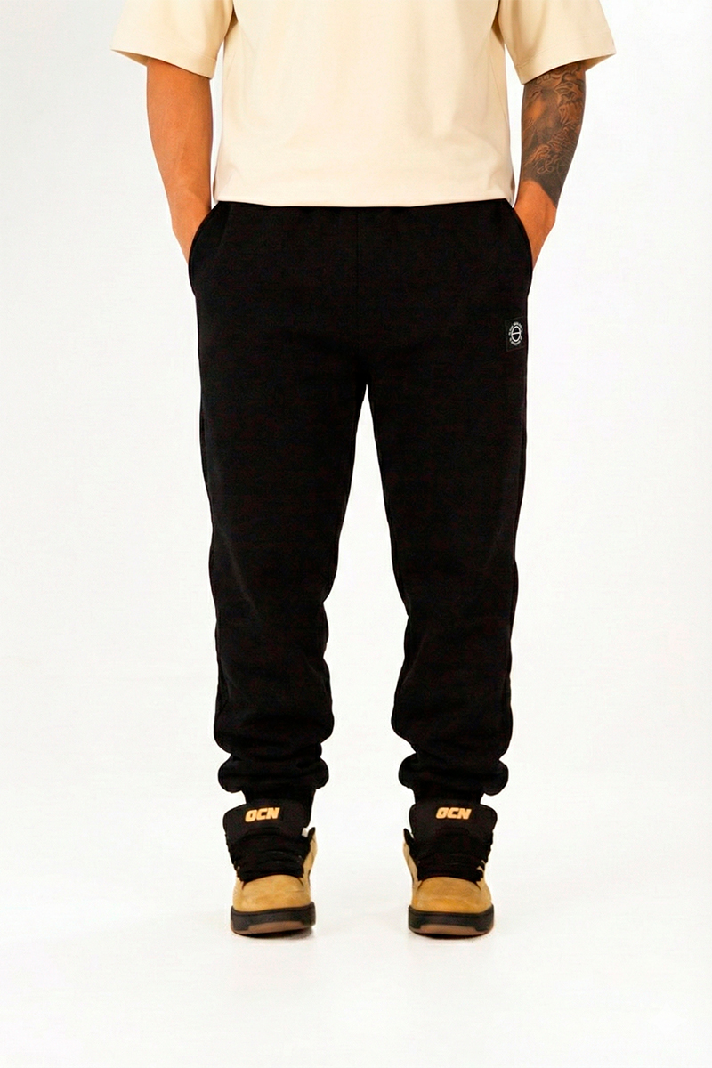 Jogging Ocn Fist Negro Plus Size / Talle Especial