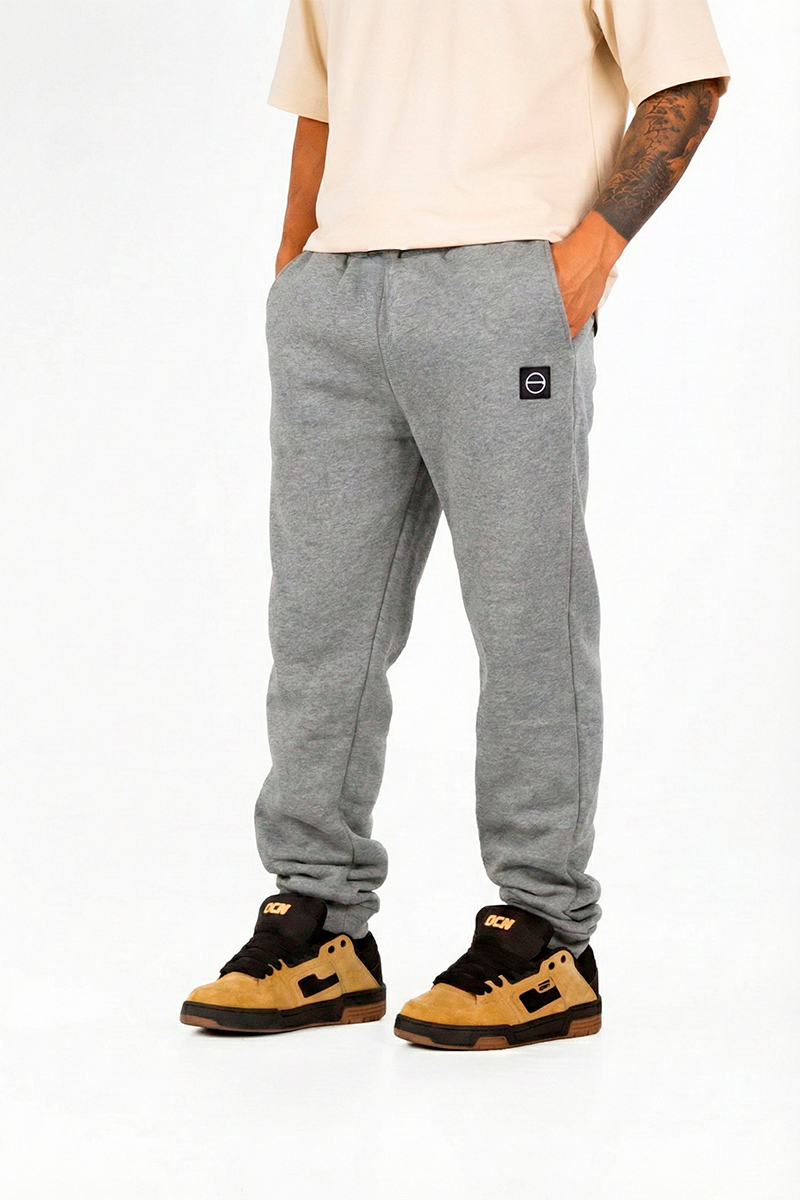 Jogging Ocn Fist Gris Plus Size / Talle Especial