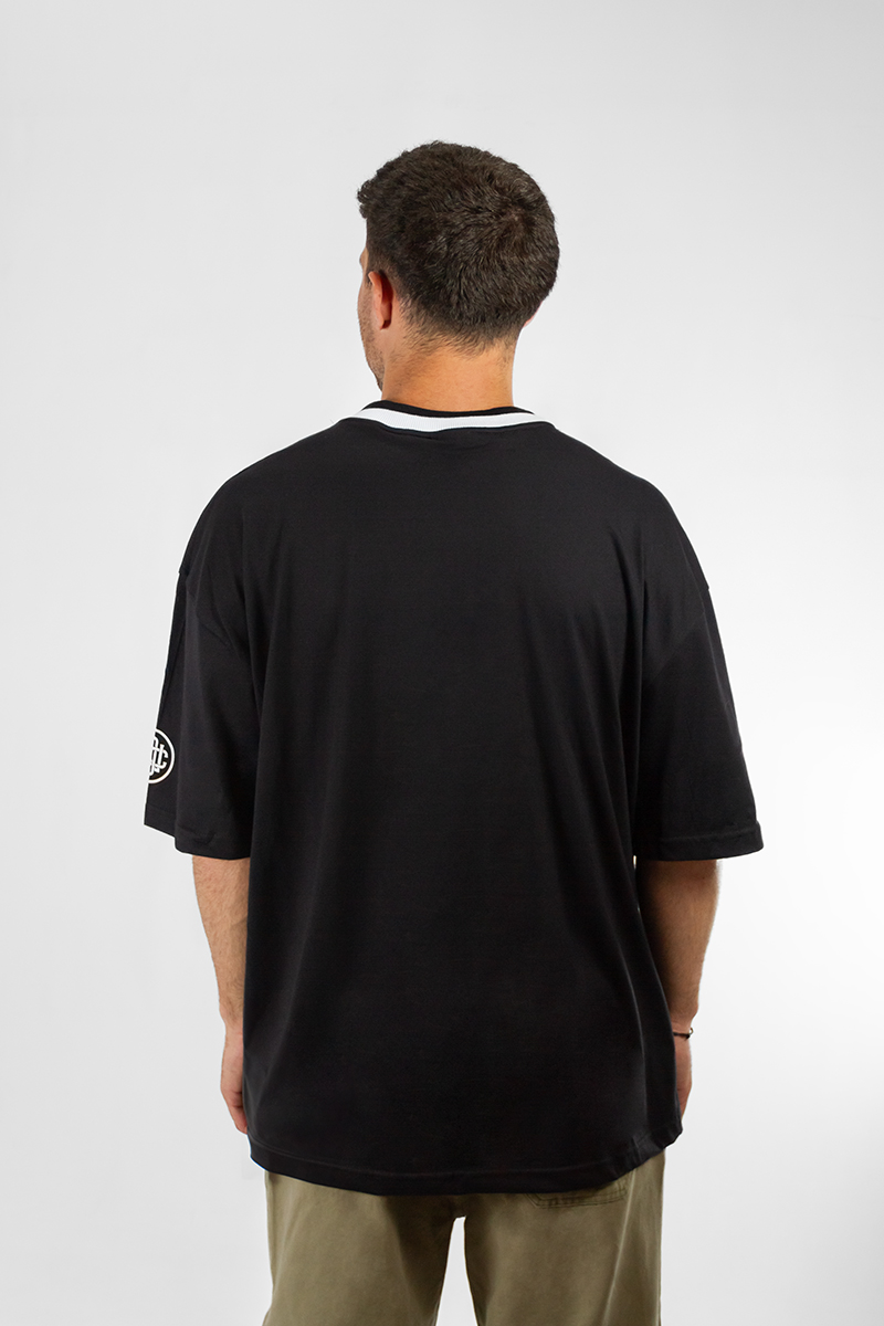 Remera Ocn Hombre K-Neck Negro Oversize 7011A