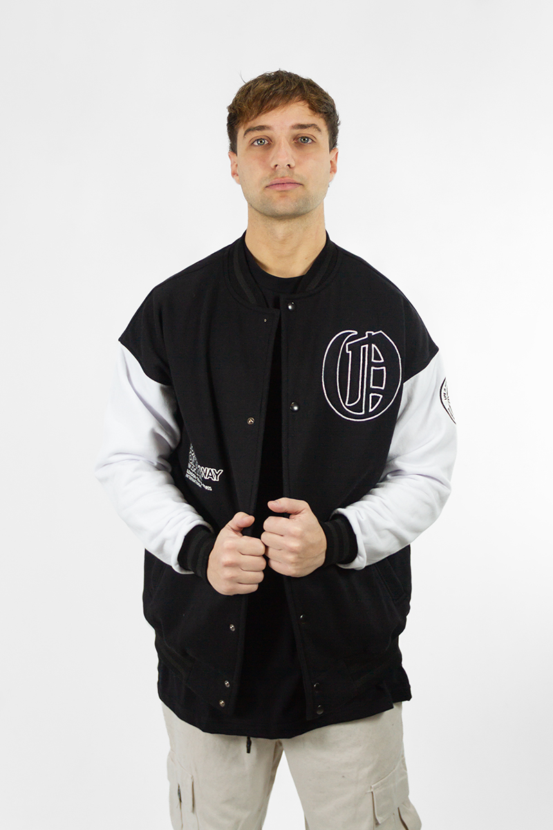 Campera Ocn Hombre Varsity Negro 87 658K2