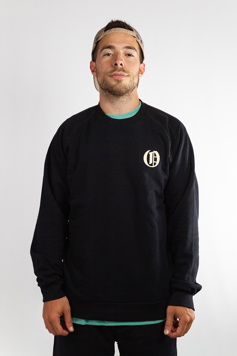 Buzo Hombre Ocn Basic Hardy Negro 08