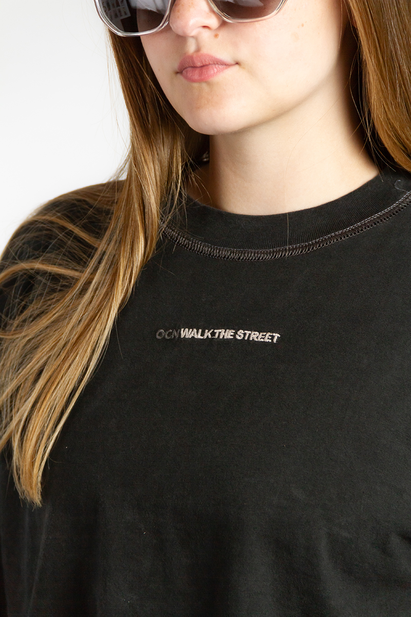 Remera Ocn Mujer  Blurred Wash Boxy Gris Oscuro S2