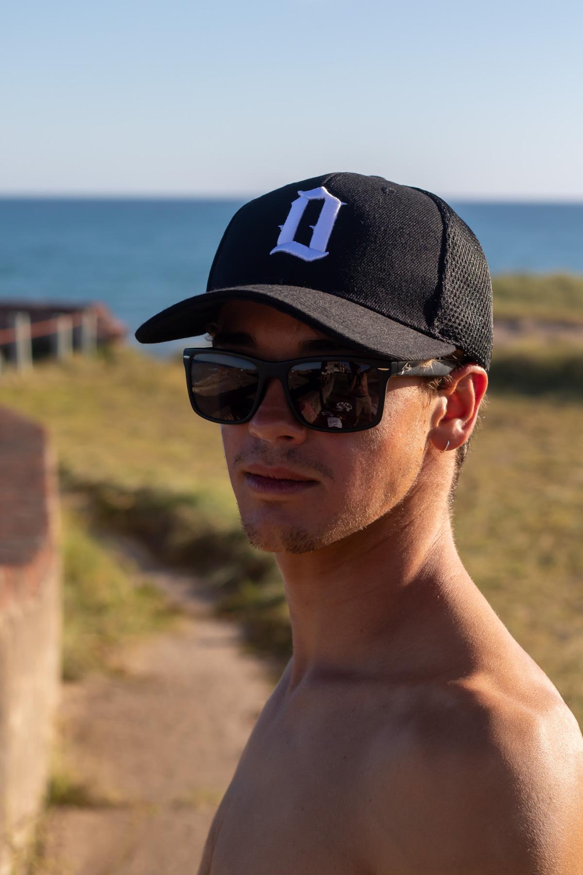 Gorra Ocn Hombre Trucker Gotica