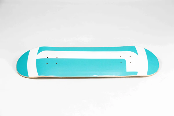 Deck Ocn 8.25 Tabla Minimal Celeste