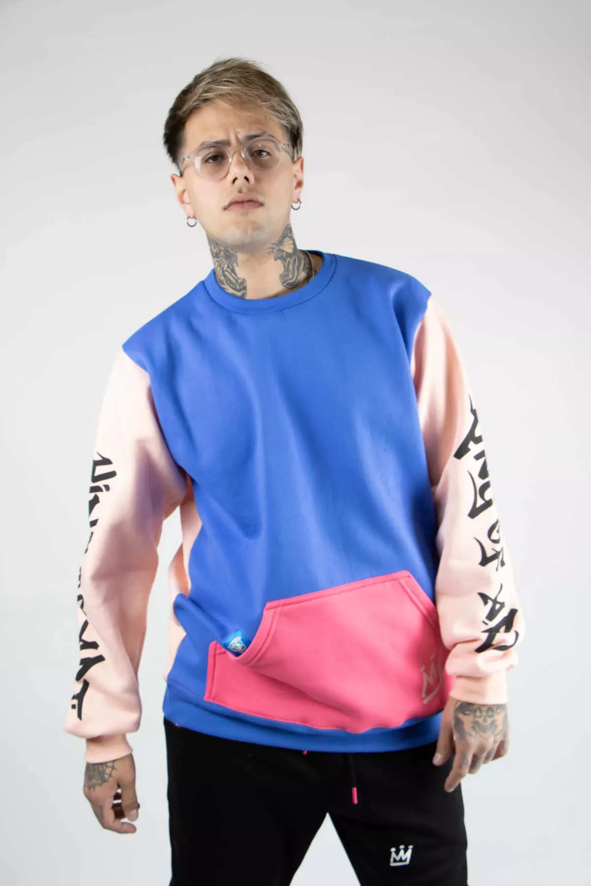 Buzo King Of Art H Dyker Cordero Azulino Hot Pink