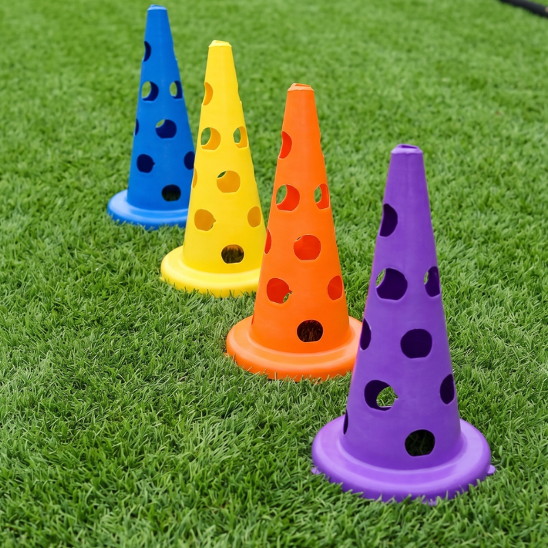 Cono Ranurado 30 cm NP para Entrenamiento de Agilidad y Coordinación  -  Fondo