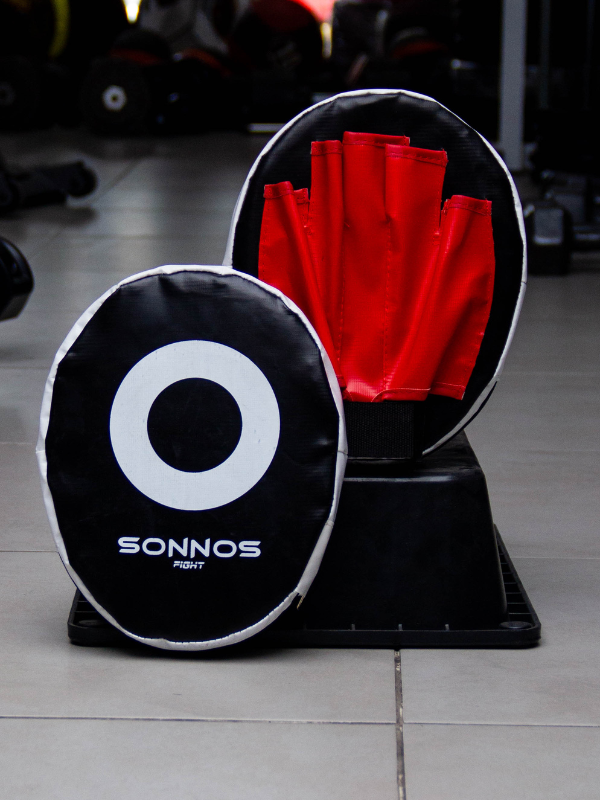 Foco Plano con Manopla Sonnos Tricolor x Par – Precisión y Velocidad en Entrenamiento de Golpeo