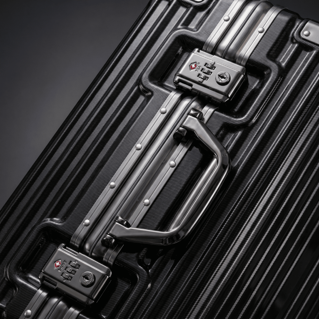 VALIJA AUMAX LUXOR BLACK / GUNMETAL MEDIANA 24" MARCO ALUMINIO