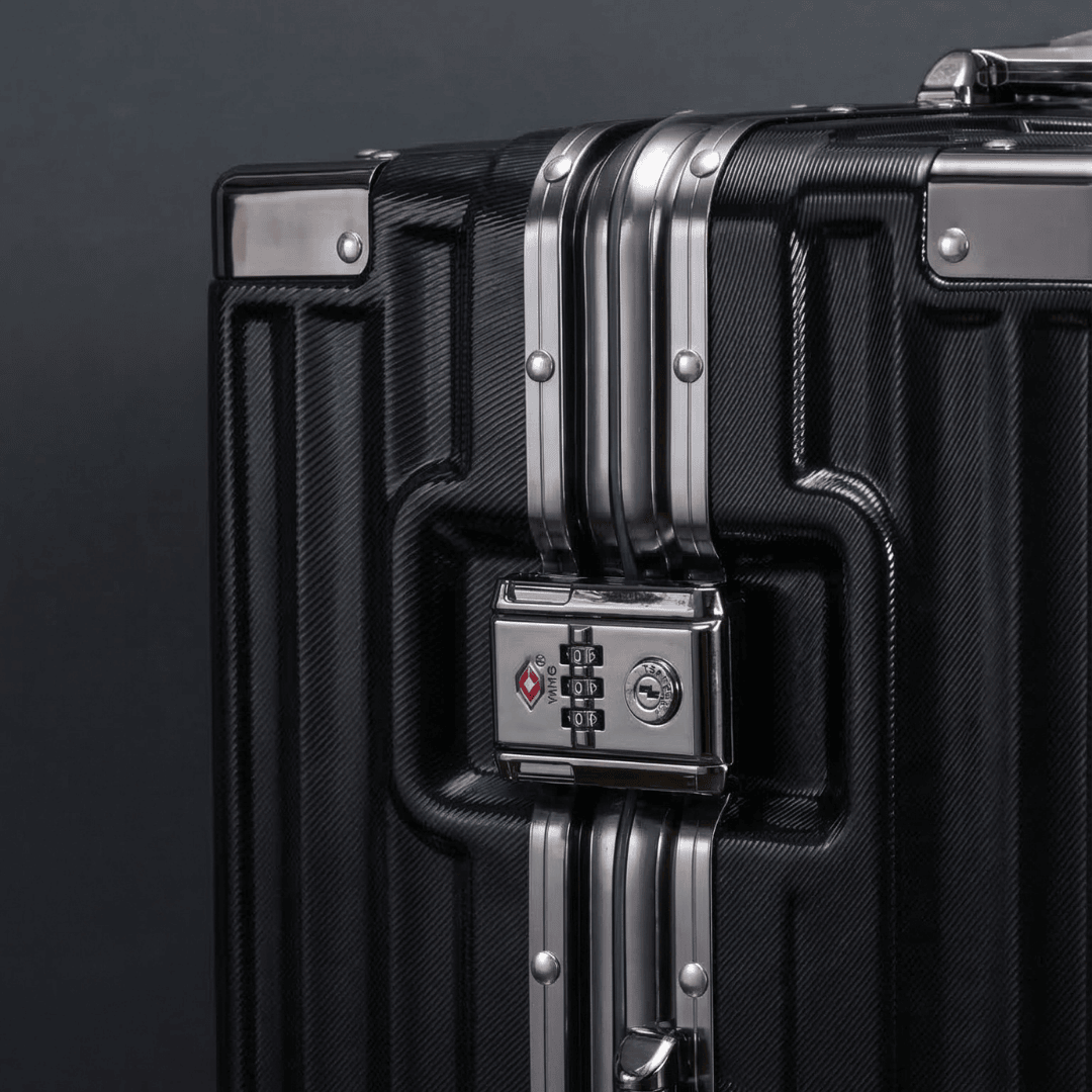 VALIJA LUXOR BLACK / GUNMETAL MEDIANA 24" TSA AUMAX