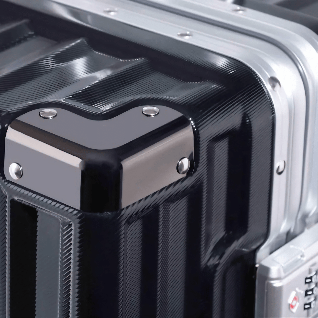 VALIJA AUMAX LUXOR BLACK / SILVER CARRY ON 20" MARCO DE ALUMINIO