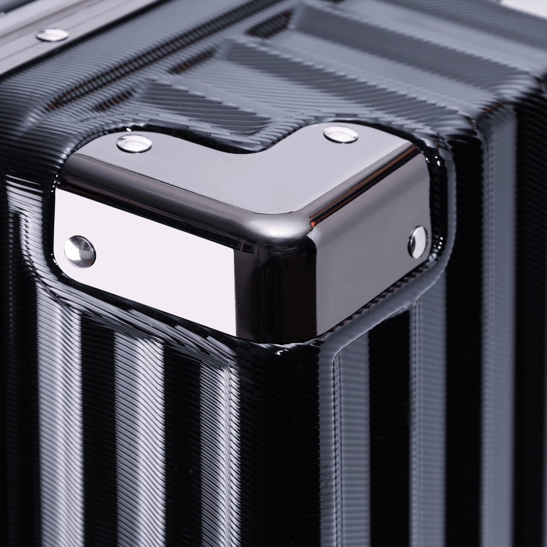 VALIJA LUXOR BLACK / GUNMETAL MEDIANA 24" TSA AUMAX