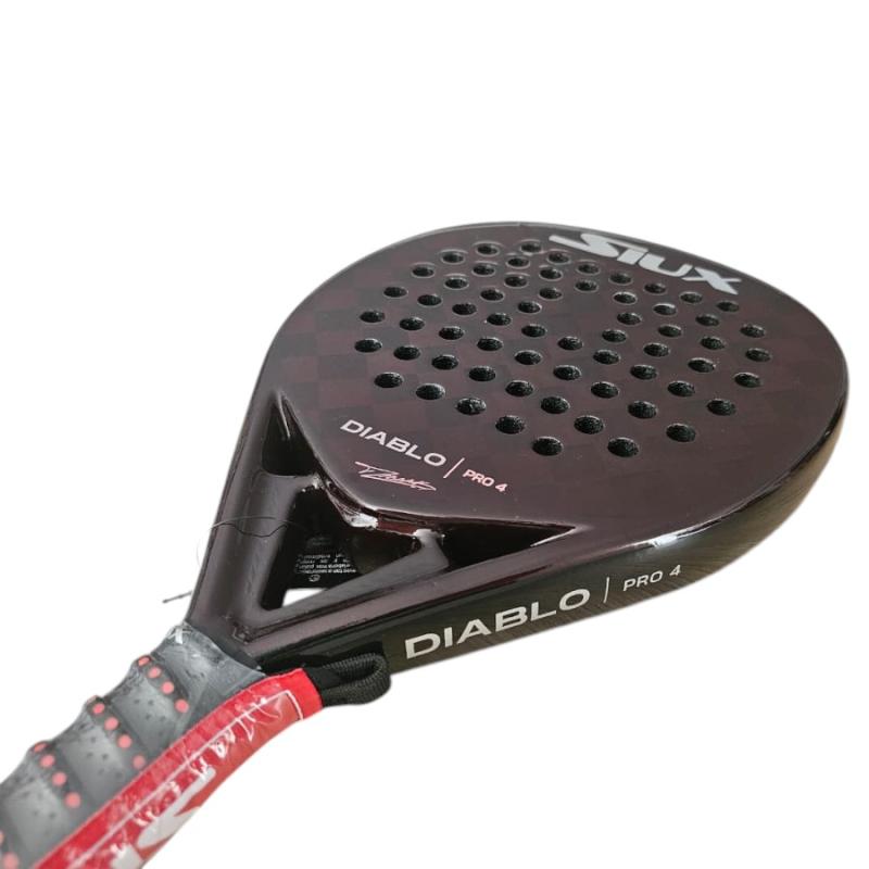 Paleta de padel Siux Diablo Pro 4 - Tino Libaak
