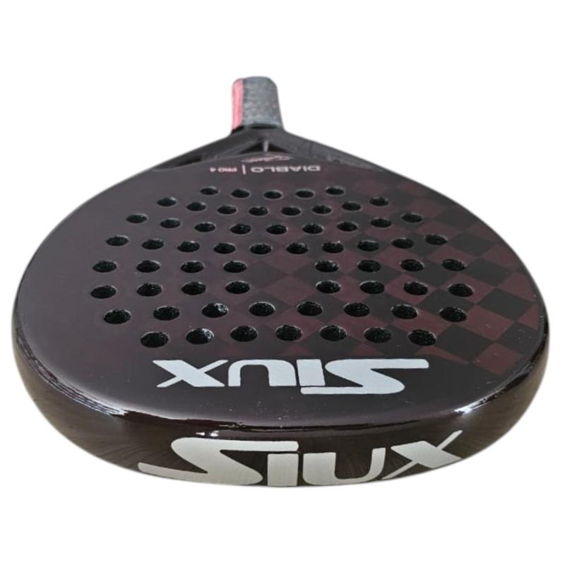 Paleta de padel Siux Diablo Pro 4 - Tino Libaak