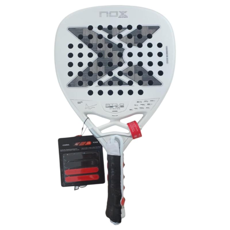 Paleta de padel Nox At10 Genius Attack 12K 26 - Agustin Tapia