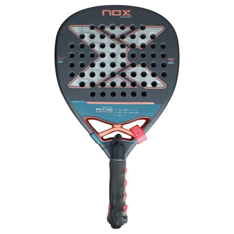 Pala de padel Nox AT10 Genius Attack 18K 2025 - Agustin Tapia